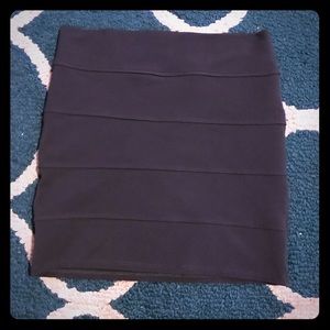 Gray pencil skirt